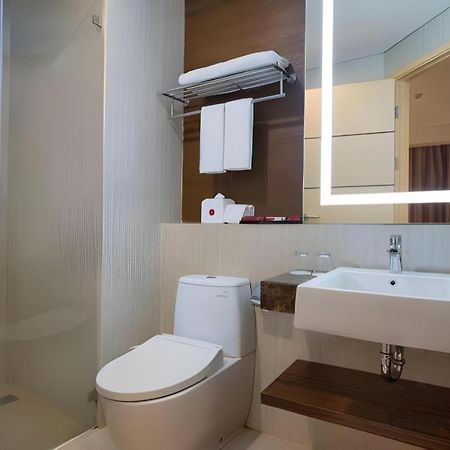 Hotel Grandhika Pemuda Semarang Exterior foto