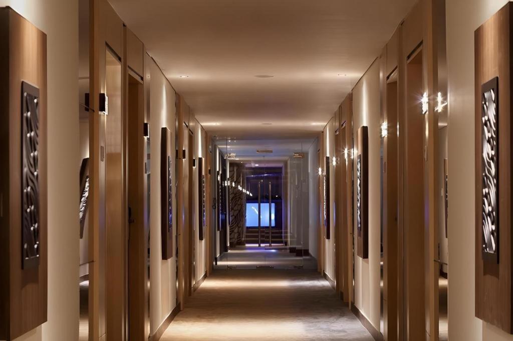 Hotel Grandhika Pemuda Semarang Exterior foto