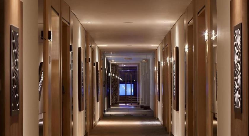 Hotel Grandhika Pemuda Semarang Exterior foto