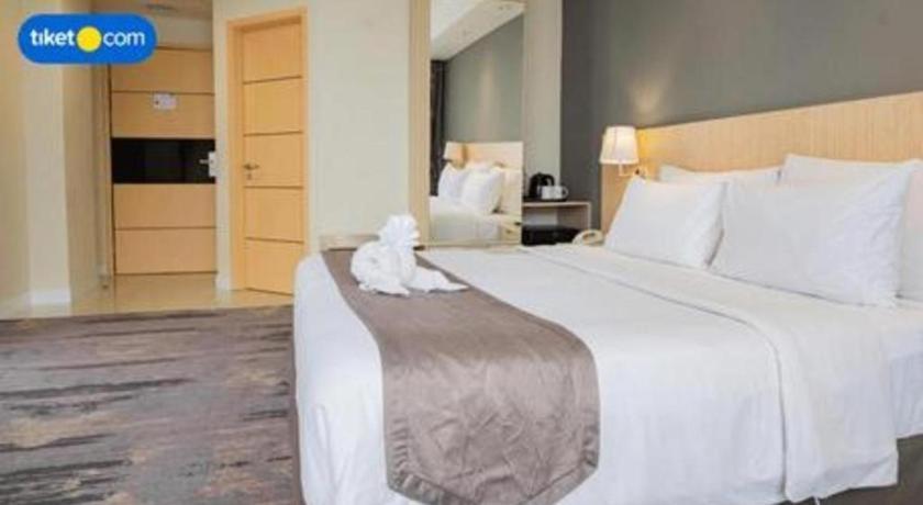 Hotel Grandhika Pemuda Semarang Exterior foto